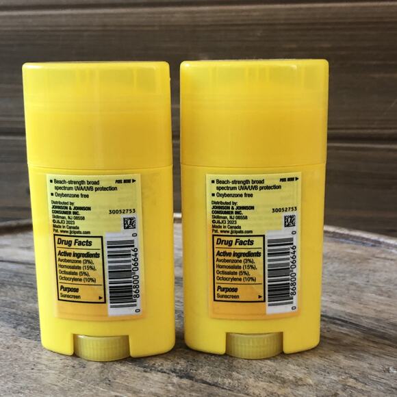 (2) Neutrogena Beach Defense Kids SPF 60+ Sunscreen Stick 1.5 oz each - Exp 9/26 - Picture 3 of 6